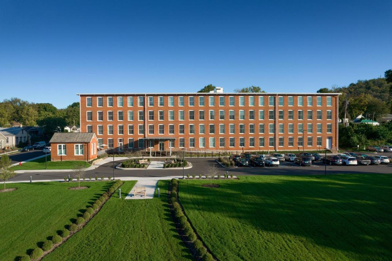 Fairfield Inn & Suites Madison Historic Eagle Cotton Mill ภายนอก รูปภาพ